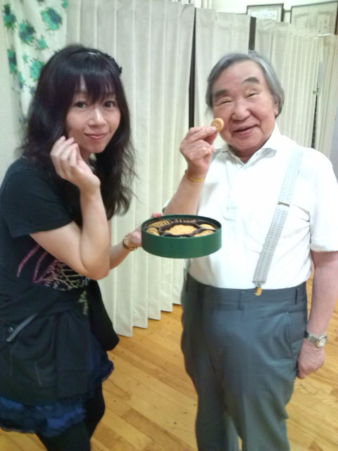 差し入れ と 切り抜き 時苦想パズル テアトル エコー稽古場日誌