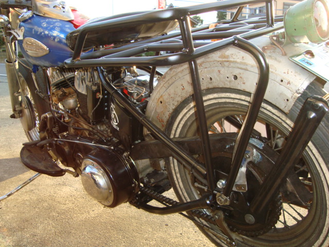 キャリヤ製作しました。 : 成田自動車 ビンテージハーレー＆カスタム 