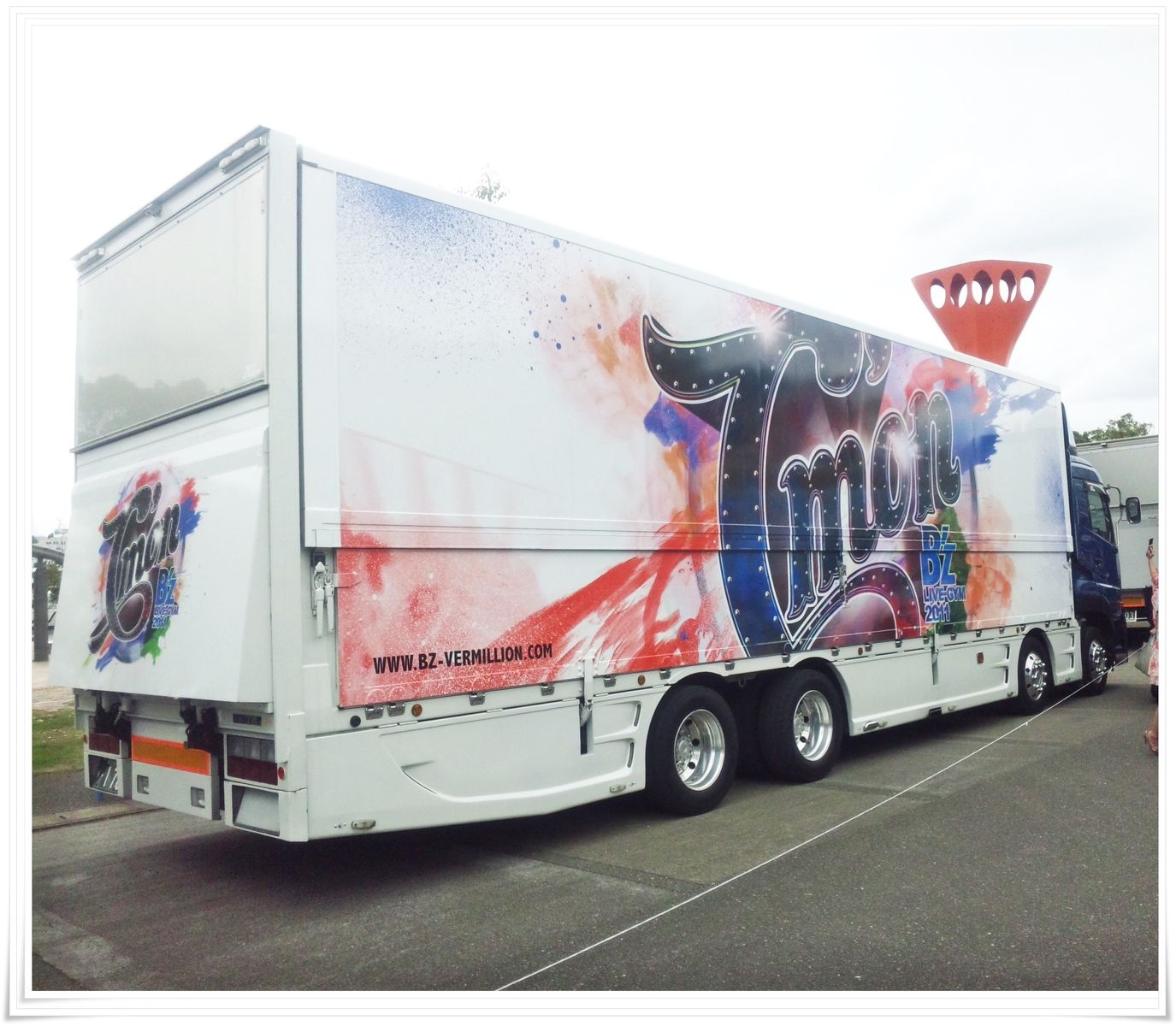 B'z LIVE-GYM 2011 C'mon～ マリンメッセ福岡2day's : メルヘンの