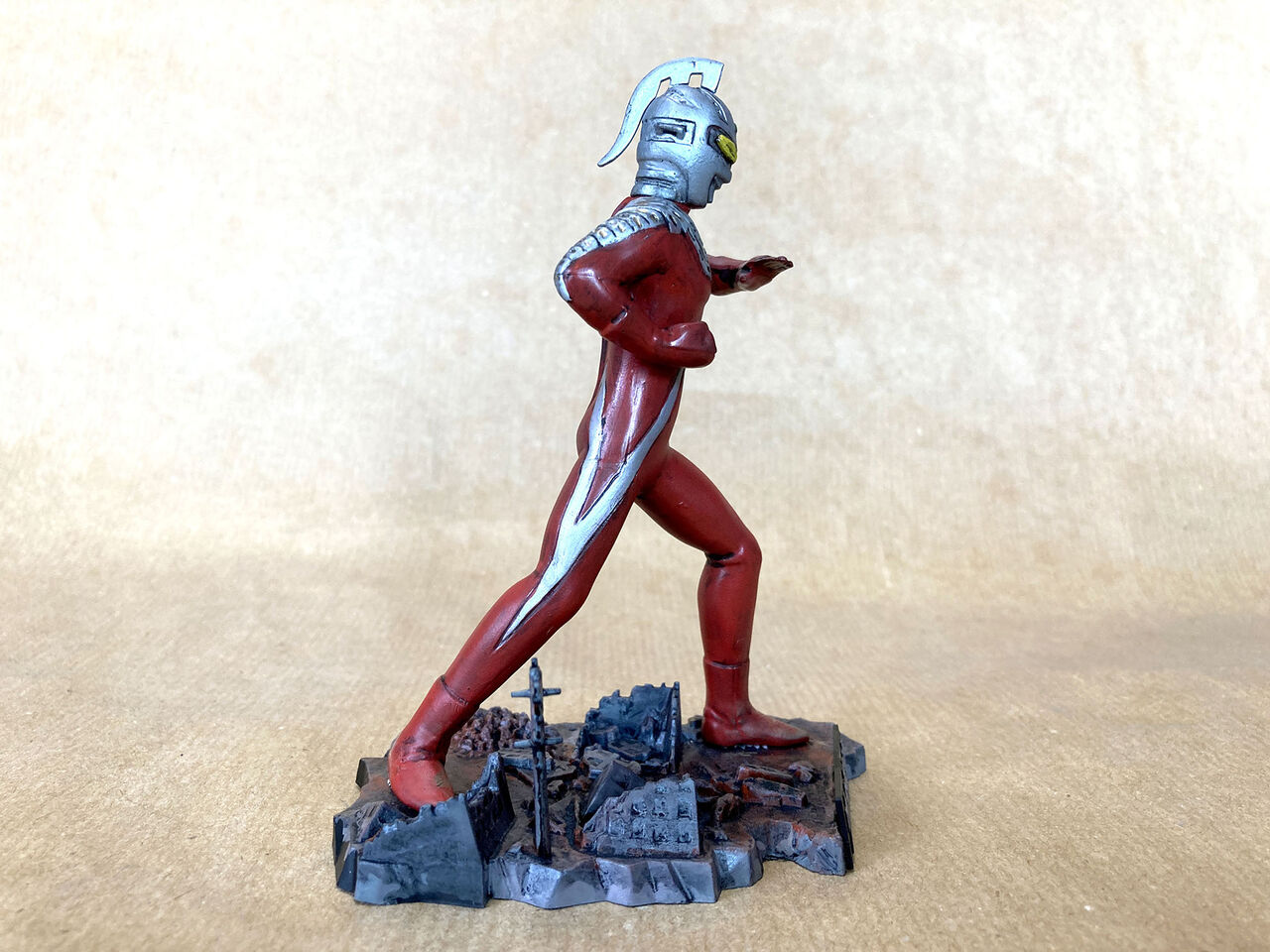 ウルトラセブン【絶版キット】バンダイ The特撮Collection 1/350 ウルトラセブン【絶版キット】バンダイ The特撮Collection 1/350