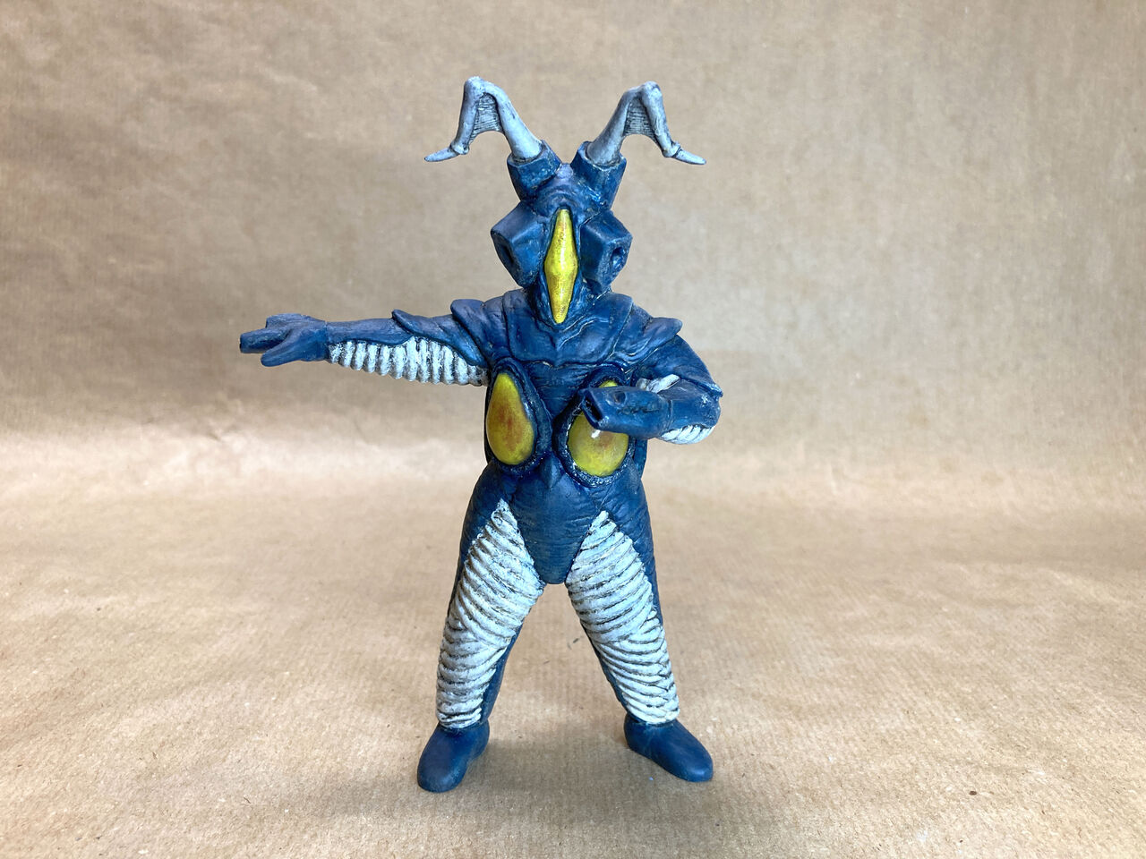 Amazon.co.jp: プラモデル The特撮Collection 1/350 宇宙恐竜