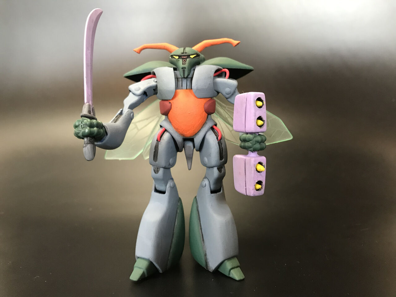 聖戦士ダンバイン】バンダイ再販旧キット 1/72「ダーナ・オシー
