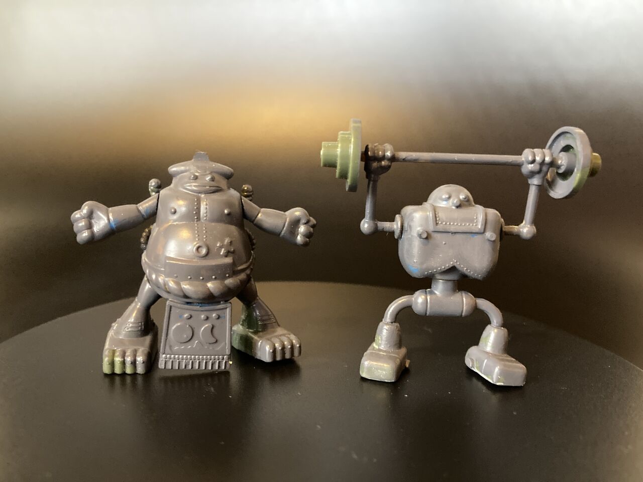 ロボダッチ】スモウロボ＆バーベルロボ」／ アオシマ再販プラモデル