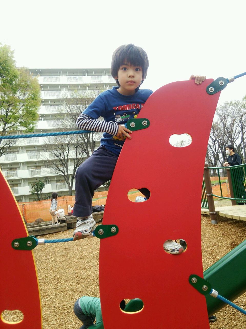 2016年04月 おとみ 緑の切妻屋根