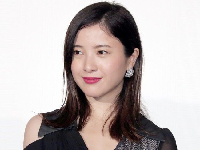 芸能 魔女の宅急便 大好き吉高由里子 何度本気でホウキをまたいで力んだことか 暇つぶ速報