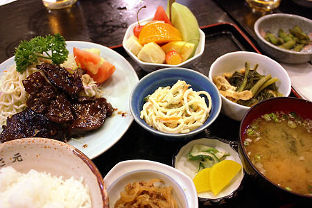 1000円で食べられる食事