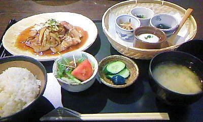 1000円で食べられる食事