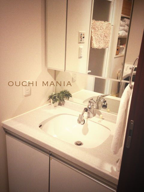 washroom1.jpg