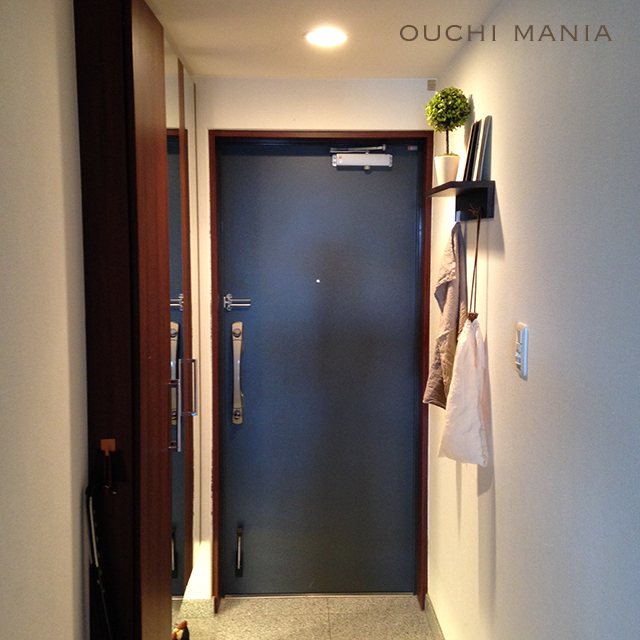 entrance2.jpg