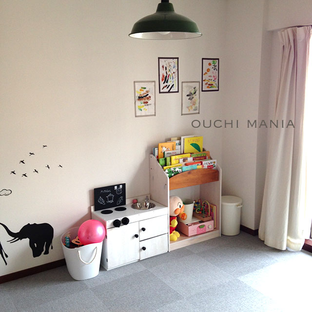kids' corner24.jpg