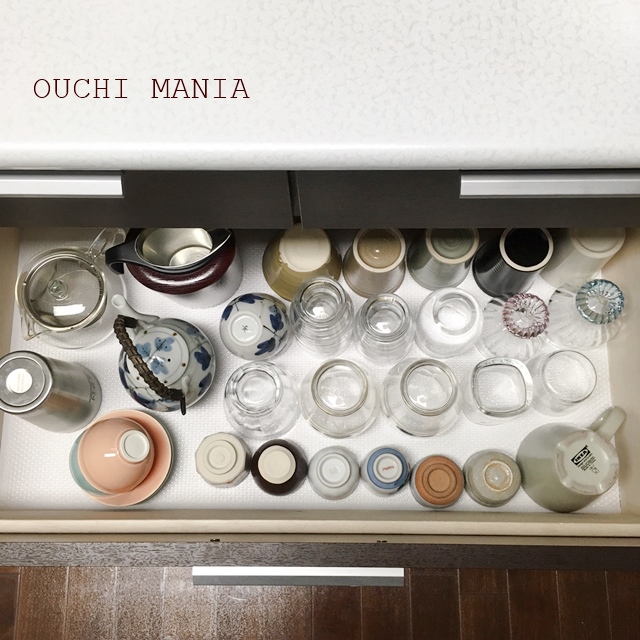 100均の白い収納ケースで 食器棚の引き出しを整理 おうちマニア Powered By ライブドアブログ 100均の白い収納ケースで 食器棚の引き出しを整理 おうちマニア Powered By ライブドアブログ