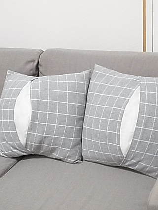 セリアの樹脂ホックとダイソーのクッションカバー 百円日和 Powered By ライブドアブログ