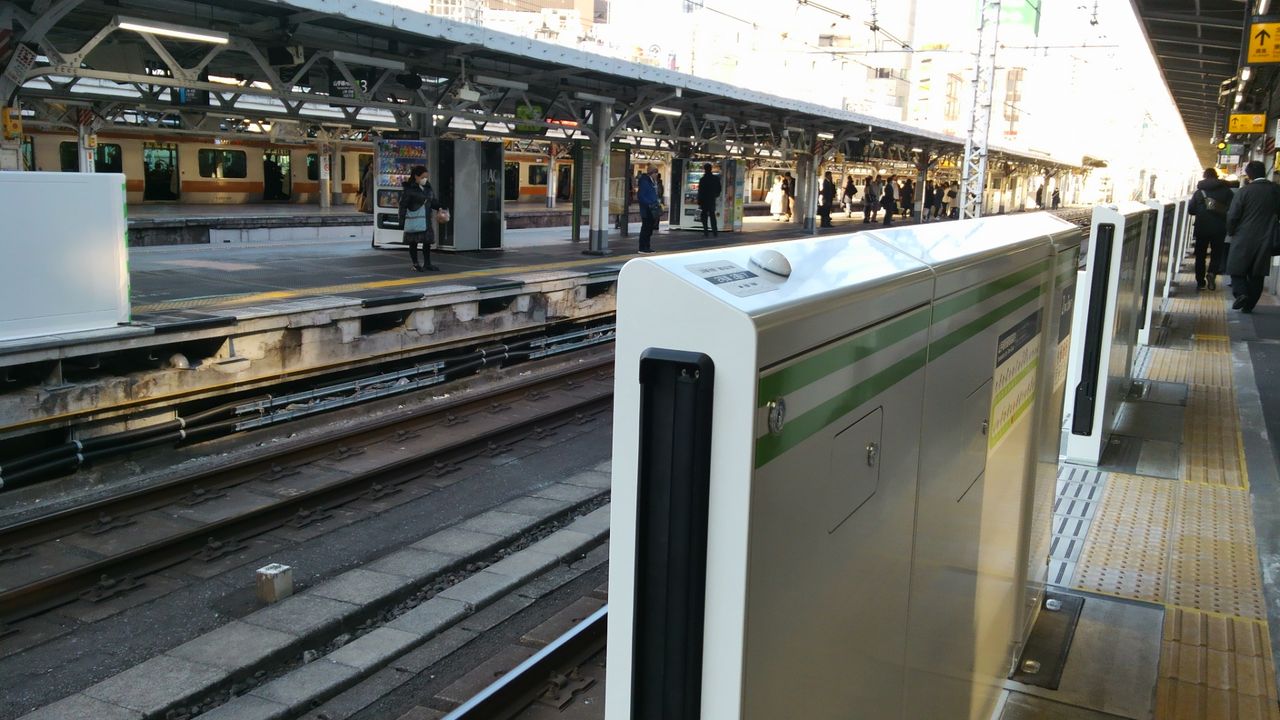 Jr山手線神田駅ホームドア本体設置 いつでも どこでも あなたの目に
