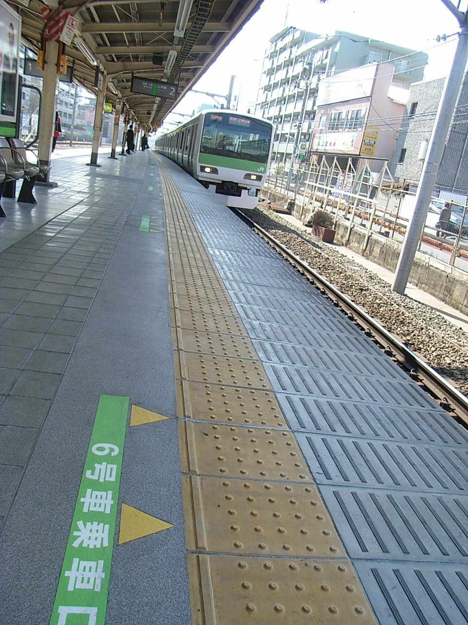 目白駅の点字ブロックの交換工事完了 大崎駅ホームドア工事が始まる いつでも どこでも あなたの目に 目白駅の点字ブロックの交換工事完了 大崎駅ホームドア工事が始まる いつでも どこでも あなたの目に