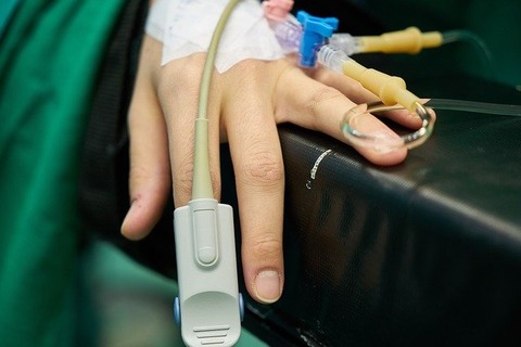 hospital-3192833_640