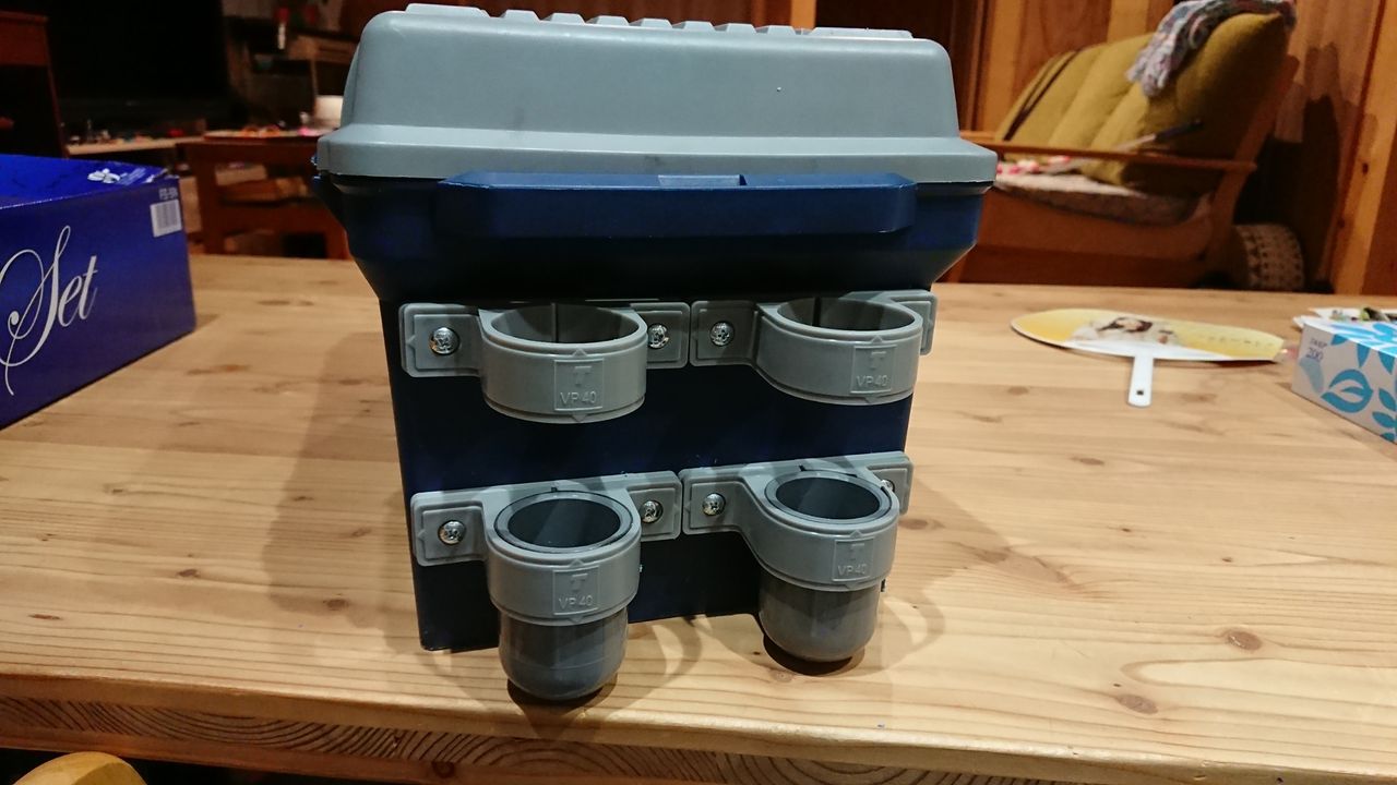 特別編 ツールボックスへの自作ロッドホルダー取り付け 釣り人 翔 の 外道戦記 特別編 ツールボックスへの自作ロッドホルダー取り付け 釣り人 翔 の 外道戦記