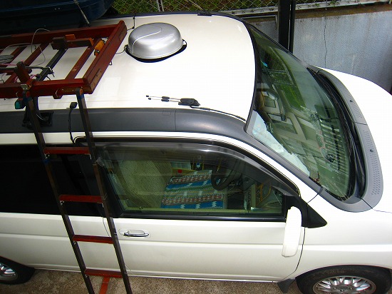 車泊の工夫 車載用ｂｓアンテナを取り付けたぞ モーちゃんの人生を楽しむブログ