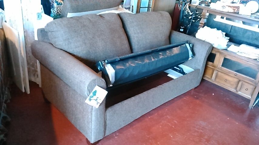 シモンズ・ハイダーベッド入荷 : アウトレット輸入家具川島店