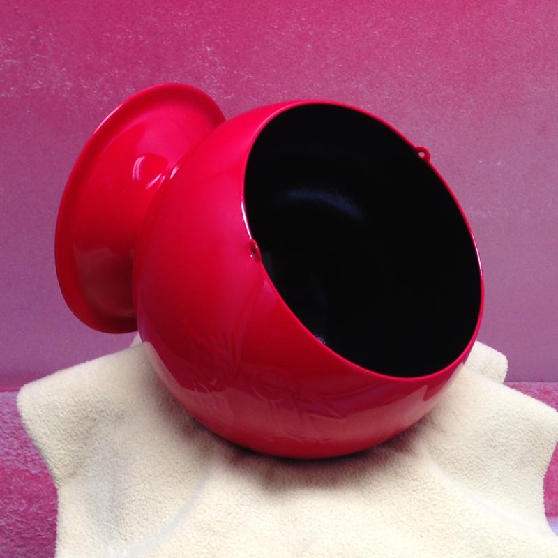 フェラーリレッドの灰皿 - BEAT - : Custom Paint Blog