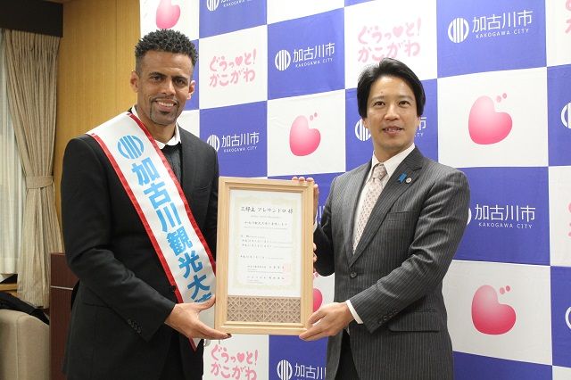W杯アジア2次予選 中国がモルディブに圧勝 代表デビューのエウケソン 挨拶代わりの２ゴール 蹴球侍 日本代表まとめ速報