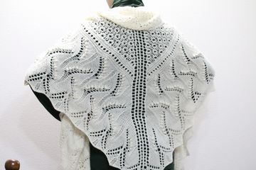 すずらんのショール 12 完成 : Bitter Sweet Quilt