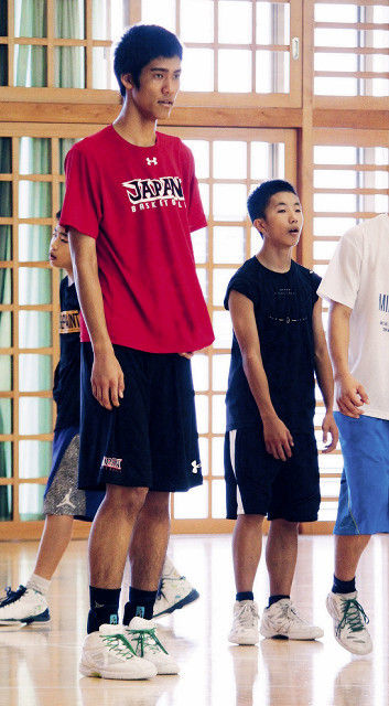 【バスケ】高１で身長２０５センチ、日本バスケ界期待の男　静岡学園・市川真人「Ｂリーグで活躍してＮＢＡに呼ばれるような選手に」