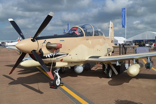 1280px-Beechcraft_AT-6C_Texan_II_‘N630LA’_(35713290201)