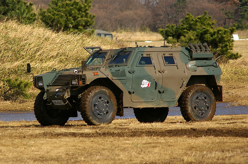 1024px-JGSDF_Light_Armored_vehicle_20070107-02