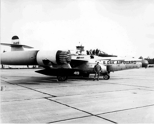 F89-D_Scorpion_Air_Force_interceptor_1958