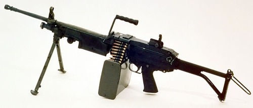 800px-M249_FN_MINIMI_DA-SC-85-11586_c1