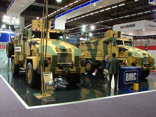 800px-2012_Eurosatory_BMC_trucks