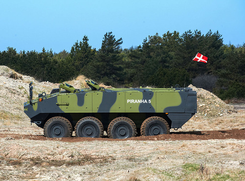 1024px-Mowag_Piranha_V_Danish