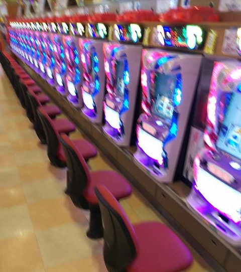 リゼロ1台導入した店 無事通路となる ぱちとろ速報 リゼロ1台導入した店 無事通路となる ぱちとろ速報