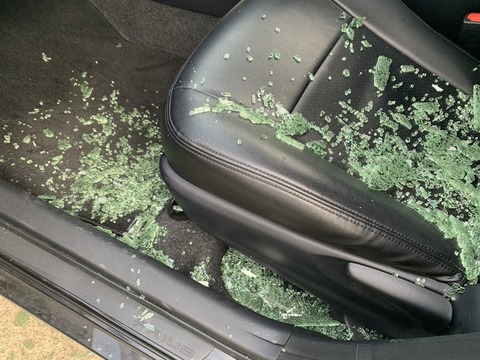 でちゃうのしょうきちさん車上荒らしに合う