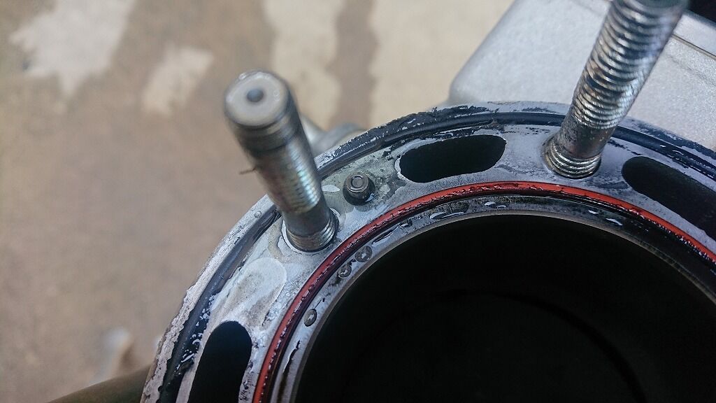 Yz250x 腰上oh Ypvs破損発覚 親子でエンデューロ Yz250x 腰上oh Ypvs破損発覚 親子でエンデューロ