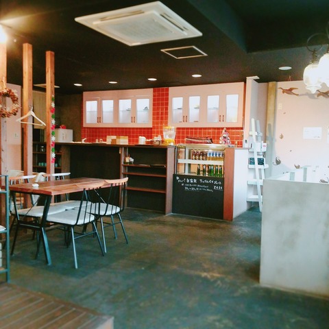 カフェ内観
