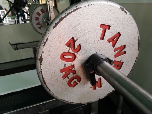 ���᡼��Ū�ˤϽŤ��ʤ��Ǥ�