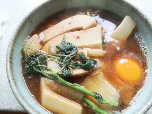 ��ϥ顼���򿩤٤뤳�Ȥ�¿���Ǥ�