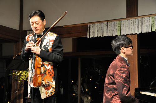 �裲���ϰ������Ѥ��ޤ���