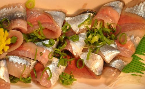 活き活きの秋刀魚の刺身です