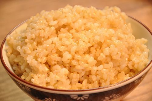私が毎日食べている「金シャリ」です