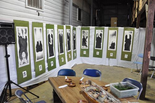会場内の一角に五百羅漢の作品