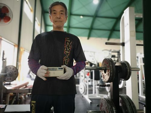 �������ɸ�Σ���Kg�μ����Σ���.����Kg�󤲤뤳�Ȥ�