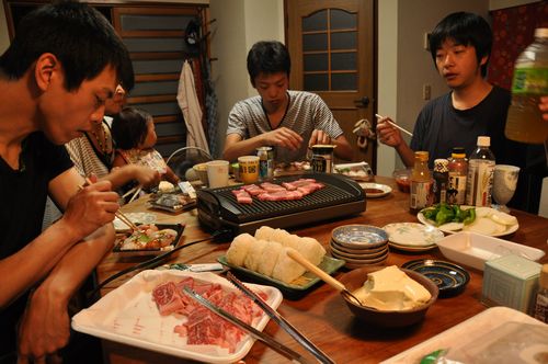 久しぶりに息子三兄弟揃いました。(^^)