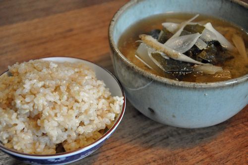 11月3日の昼は「放射能汚染対策食」を食べました