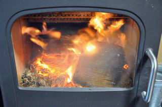 ��ǯ���ߤϣ�����ť��ȡ��֤�ǳ�䤷�Ƥ��ޤ�