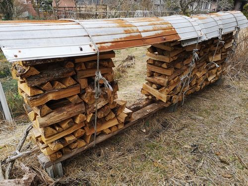 ���ѤοŤ�ǳ�䤷�Ƥ��ޤ������������������ޤ���