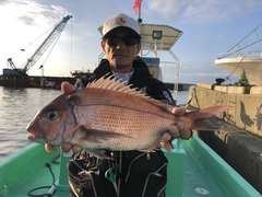 000E7E30-7CB3-4C2E-9F9B-AE455CB5D239