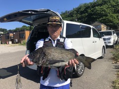 D97160AF-6695-445A-9B76-6F4F86BB996B