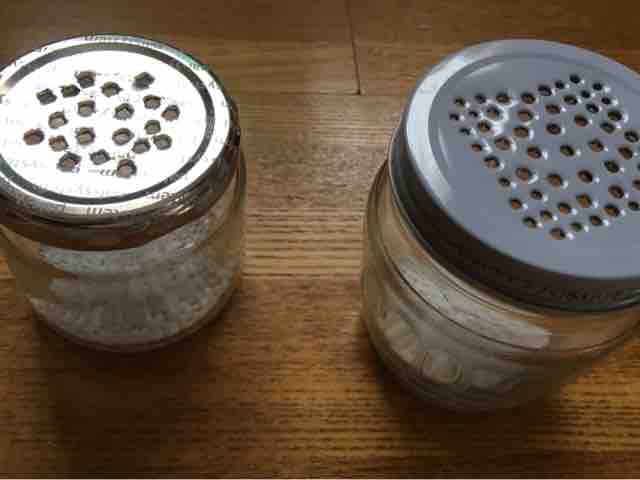 塩化カルシウムで除湿剤作り 市販品と除湿機も追加 で自作 柏市から Cooking Plant 12 15 18 21